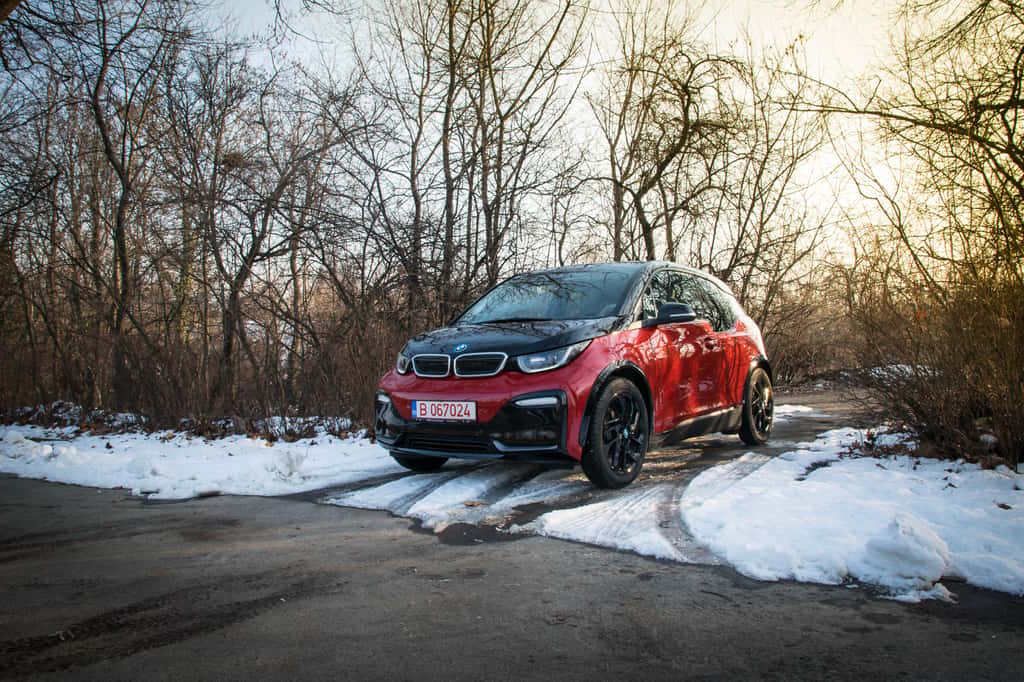 Même à l’arrêt, la batterie continue à se vider lorsque l’on gare sa voiture au froid. © <a href=https://www.futura-sciences.com/tech/questions-reponses/voiture-electrique-voiture-electrique-autonomie-il-fait-froid-10799/